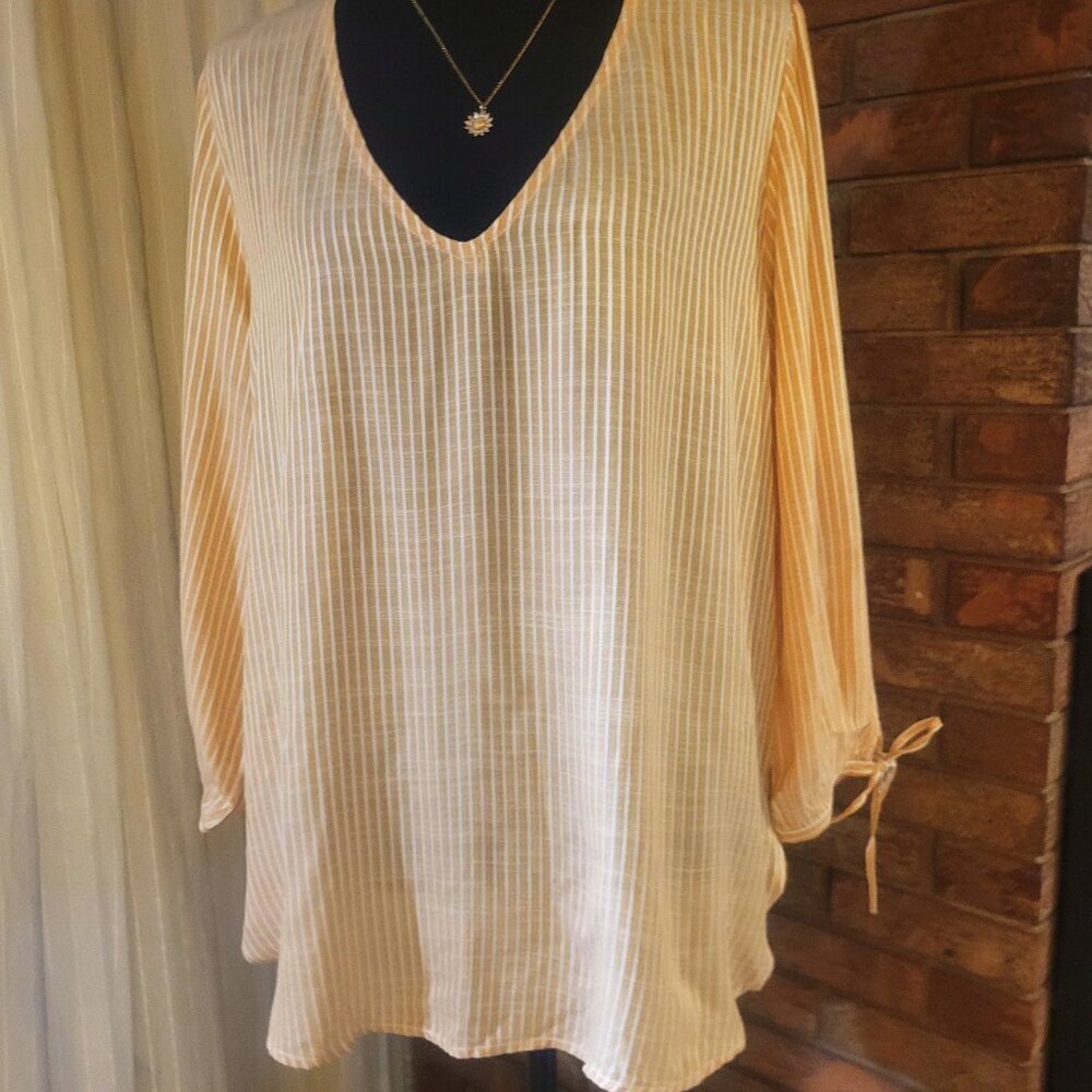 New with Tags! H&M Yellow & White Striped Flowy Blouse - Size 8